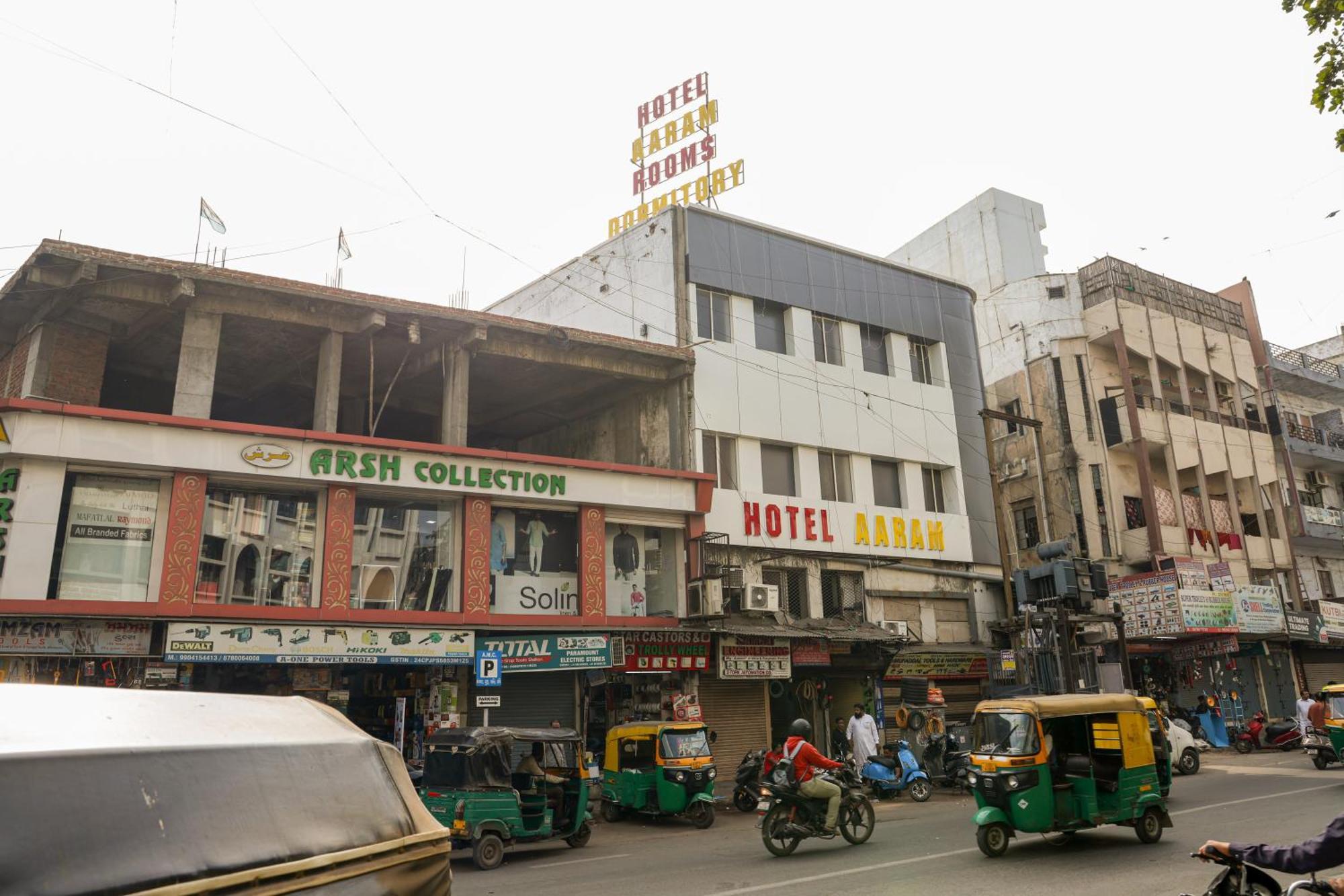 Hotel Aaram Kalupur Ahmedabad Extérieur photo
