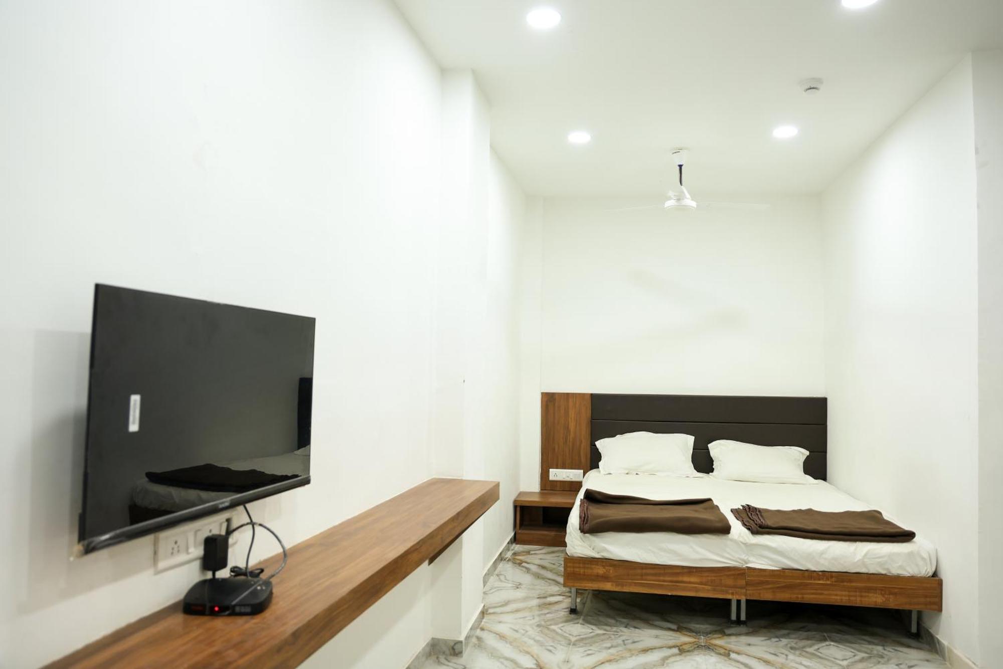 Hotel Aaram Kalupur Ahmedabad Extérieur photo