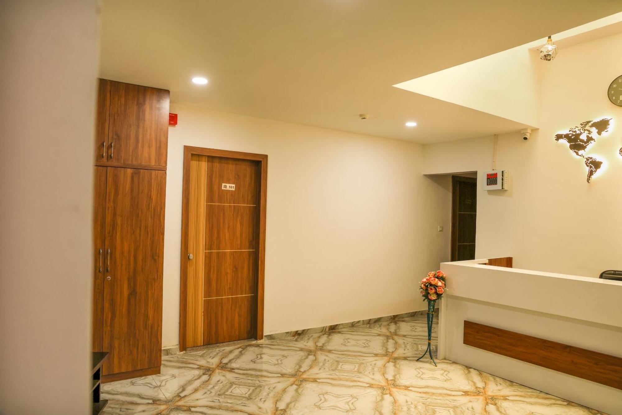 Hotel Aaram Kalupur Ahmedabad Extérieur photo