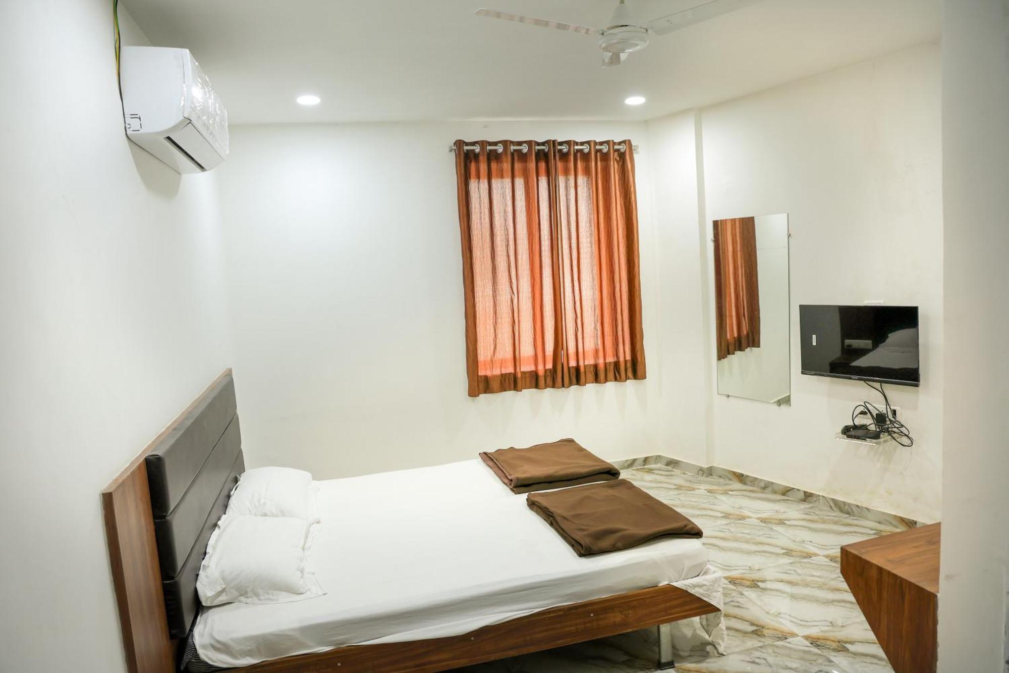 Hotel Aaram Kalupur Ahmedabad Extérieur photo
