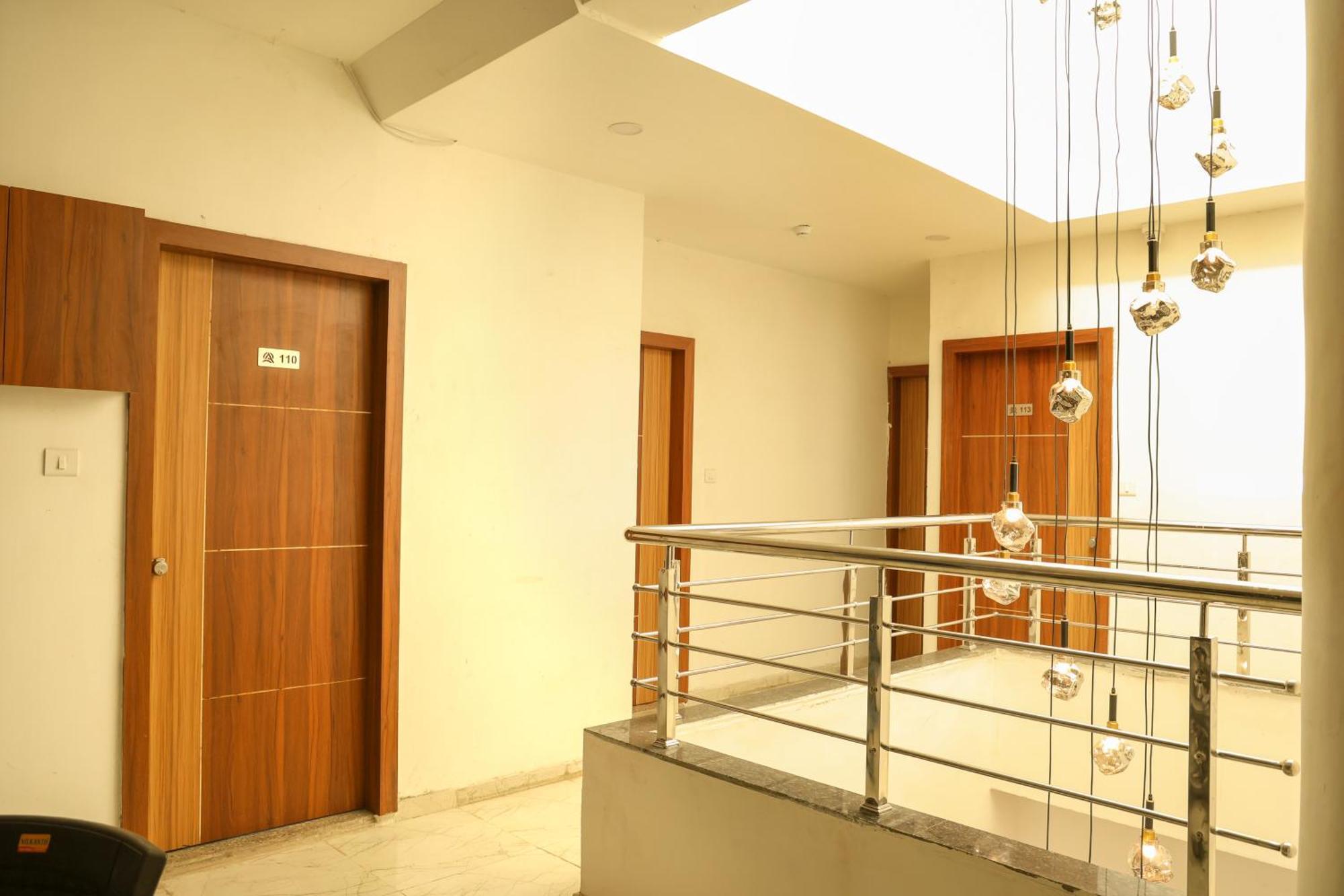Hotel Aaram Kalupur Ahmedabad Extérieur photo