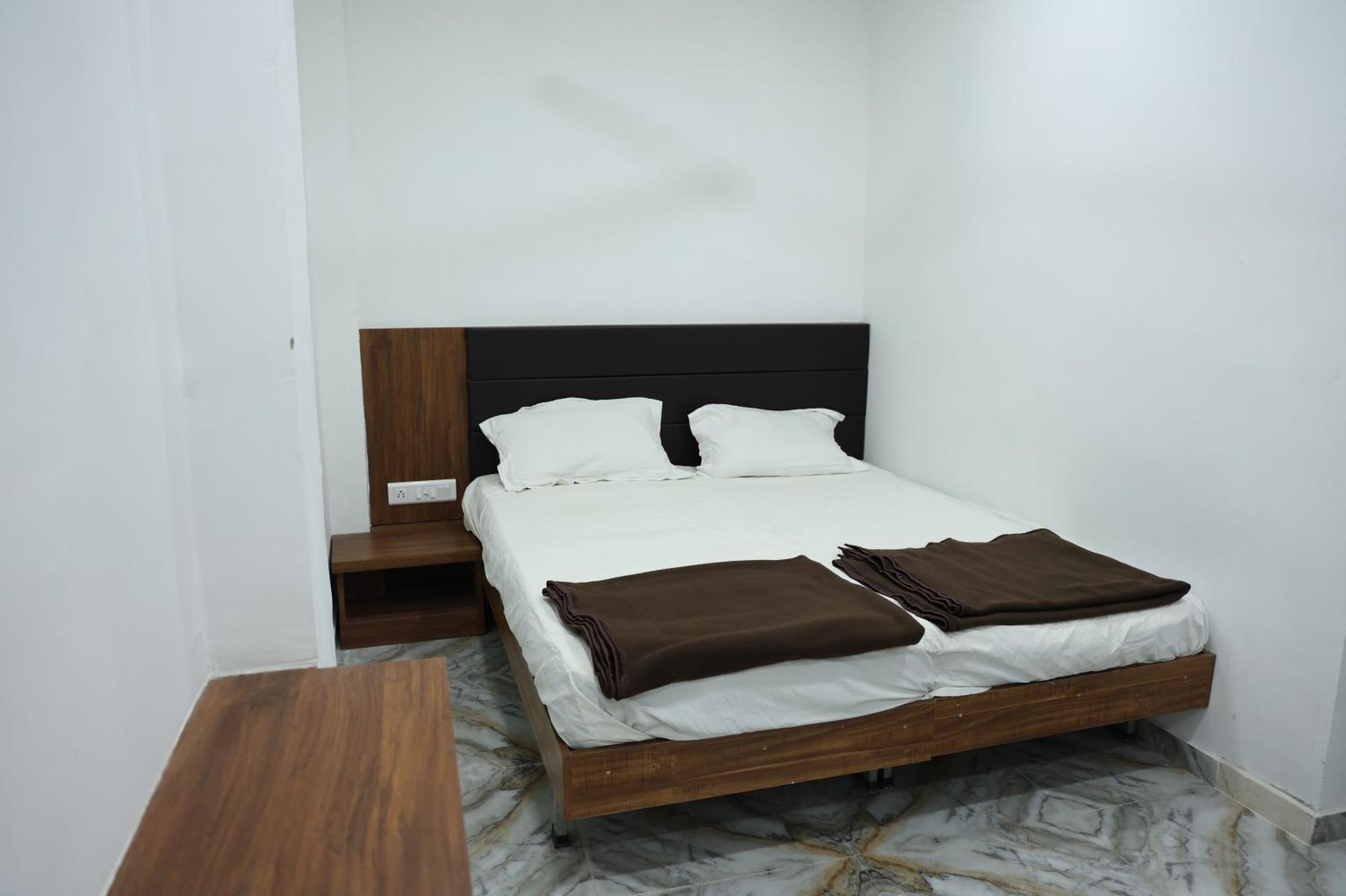Hotel Aaram Kalupur Ahmedabad Extérieur photo