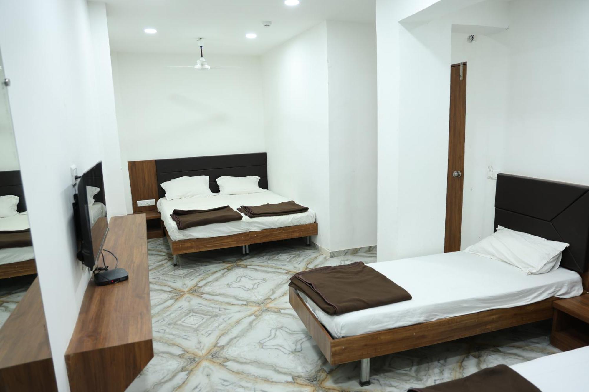 Hotel Aaram Kalupur Ahmedabad Extérieur photo